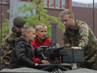 Militairen schieten op het Statenplein Dordrecht