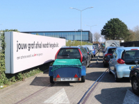 Lange rijen bij afvalbrengstation hvc Baanhoekweg Dordrecht