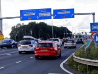 Let op: rechtsaf richting Brabant