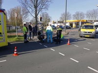 20172703 Fietser en scooterrijdster licht gewond bij ongeluk Dordrecht Tstolk