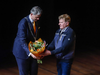 Fred van der linden Lid in de Orde van Oranje-Nassau Kunstmin Dordrecht