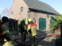 Bedrijfsloods in brand Reeweg zuid Dordrecht