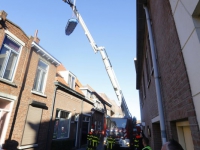 20162501-Man-gewond-na-val-Klaverstraat-Bergen-op-Zoom-Tstolk-001