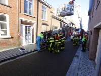 20162501-Man-gewond-na-val-Klaverstraat-Bergen-op-Zoom-Tstolk-003