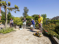 Medewerkers van het Parkhoff zorgen voor een mooie tuin Dordrecht