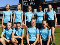 Groepsfoto Fortius meiden Dordrecht