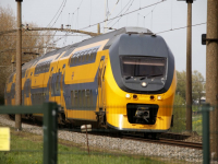 Intercity over spoor bij Dordrecht
