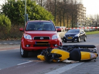 20162411 Motorrijder gewond Maarten h Trompweg Dordrecht Tstolk 001