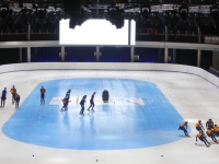 20152001-Nederlands-Shorttrack-rijdt-zich-warm-Sportboulevard-Dordrecht-Tstolk_resize