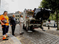 Ingebruikname elektrische inzamelwagen Netwerk Lange Geldersekade Dordrecht