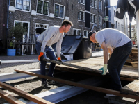 Nieuw terras voor Café Merz Korte Kalkhaven