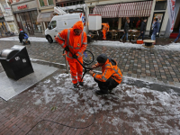 20171312-Nieuwe-kabels-voor-kersversiering-binnenstad-Dordrecht-Tstolk-001