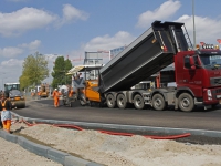 20171005 Nieuwe laag asfalt op Merwedestraat Dordrecht Tstolk 002