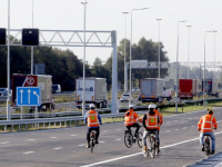 Nieuwe parallelbaan langs A16 in gebruik Dordrecht