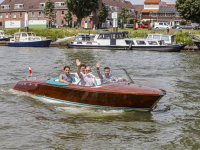 Sirio Barone boot te water De Graaff Watersport Dordrecht