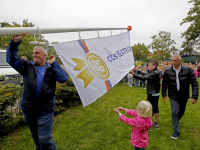 Nieuwe vlag CBS Beatrix dubbeldam Dordrecht