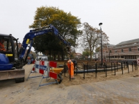 20162710 Voorplein Theater Schouwburg Kunstmin krijgt een gezicht Dordrecht Tstolk 002