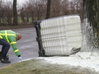 20162301-Onderzoek-naar-gedumpt-vat-Van-Leeuwenhoekweg-Dordrecht-Tstolk-001