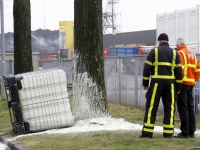 20162301-Onderzoek-naar-gedumpt-vat-Van-Leeuwenhoekweg-Dordrecht-Tstolk-004