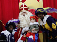 Huis van Sinterklaas in Winkelcentrum Sterrenburg