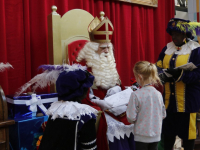 Huis van Sinterklaas in Winkelcentrum Sterrenburg