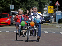 Duo fiets uitgereikt Dordrecht