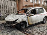 Auto verwoest door brand Viermolenpoort Dordrecht