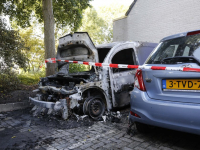 Opnieuw auto’s in vlammen op in Dordrecht