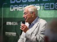 Voormalig voorzitter Gerard Bouwer 50 jarig jubileum FC Dordrecht Krommedijk Dordrecht