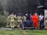 20171209 Senne na ruim 2 uur gered uit sloot Zuidkil Papendrecht Tstolk 003