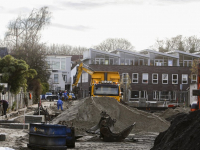 Grondwerkzaamheden voor parkeerterrein Vrieseplein in volle gang Dordrecht