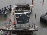 Inhijsen van pijlers Prins Clausbrug Dordrecht