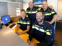 20152810-Spreekuur-met-wijkagenten-Oud-Krispijn-Dordrecht-Tstolk