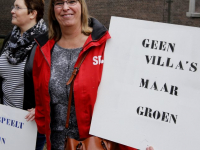 20182002-Protest-tegen-nieuwe-plannen-Wielwijkpark-stadhuis-Dordrecht-Tstolk-005