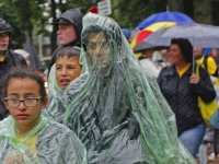 20170606 Regenachtige avondvierdaagse gestart Dordrecht Tstolk 002