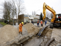 20150903-Intrekken-van-leidingen-warmtenet-Bankastraat-LR-Dordrecht-Tstolk-012-_resize