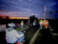 Ruim 600 krentenbollen uitgedeeld door fietsersbond Dordrecht