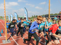 Honderd kinderen deden mee met Riwal Jeugdlopen Dordrecht