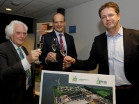 20161501-Ondertekening-van-de-samenwerking-tussen-Energiecooperatie-en-Dordrecht-en-Drechtse-Wind-Tstolk