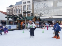 Dordrecht Scheffersplein - Schaatsclub feest met Barbara de Loor