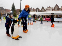 20141812-Oud-Shorttrackster-Liesbeth-Mau-Asam-geeft-clinic-Statenplein-Dordrecht-Tstolk-001_resize
