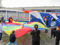 Vier scholen vieren gezamelijk Koningsspelen Eddingtonweg Sterrenburg Dordrecht