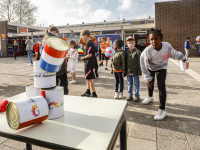 Vier scholen vieren gezamelijk Koningsspelen Eddingtonweg Sterrenburg Dordrecht