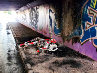 Scooter uitgebrand in Dordtwijk tunnel onder rondweg N3