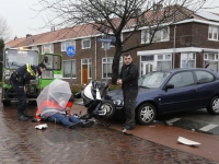 20162302-Scooterrijder-gewond-aan-gezicht-Dongestraat-Dordrecht-Tstolk-002