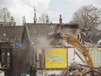 Sloop kromhout in volle gang Dordrecht