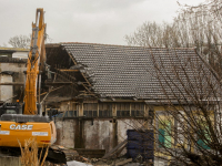 Sloop aan Kromhout gestart