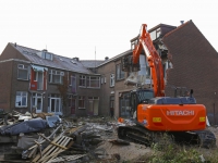 20172701 Laatste woningen Papendrechtsestraat worden gesloopt Dordrecht Tstolk