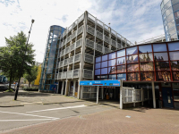 Sloop parkeergarage en kantoren start van een nieuwe Spuiboulevard