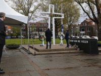 Sombere Dodenherdenking Sumatraplein Dordrecht